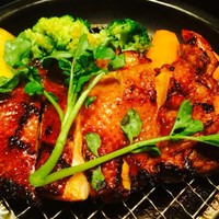 赤坂 津つ井 総本店 - 特選地鶏の網焼き料理・照り焼