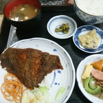 あほだら亭 - カレイのから揚げ、４番５５０円