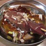 もつ焼き じんちゃん - レバ刺し串