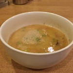 カーザ ルカ - つけ麺の最後のオタノシミ、スープ割り。ベジブロスが加えられる。さすがヨーロシパのつけ麺。けっこう好きだな