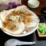 麺屋　高田 - チャーシュー麺　８００円