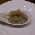 鼎泰豊 - 小龍包、こんな感じでいただきます！(2016年8月)