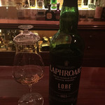 バー チャールストン - 201609再訪 LAPHROAIG LORE