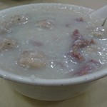 生記清湯牛腩麺家 - 牛肉とミートボールの粥