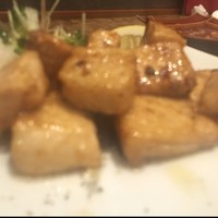 鉄板焼 摩天楼 東京スカイツリー・ソラマチ店 - 中トロステーキ。脂がのっててめちゃうま