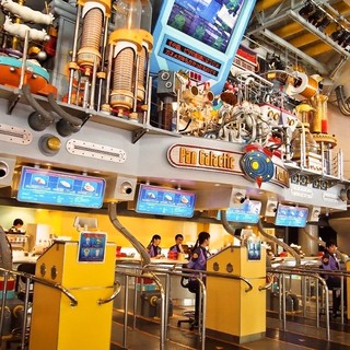 パン・ギャラクティック・ピザ・ポート_2