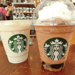 Starbucks Reserve Store - 隣はアイスカフェラテ