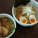 麺屋みつば 芽吹き ル.ブルジョヌマン