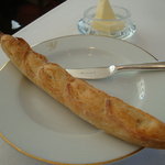 レストラン タテル ヨシノ 銀座 - 2010/11　パン(バゲット)。