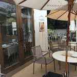 青いナポリ - テラス席