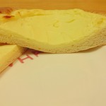 マンダリン - ベークドチーズパン…税抜380円