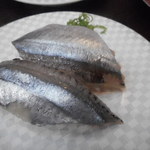 回転寿司ととぎん - 秋刀魚