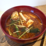 Maru Ni Kafe - 味噌汁