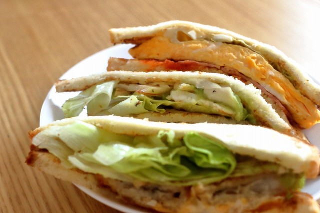 ブラウニーサンドイッチ 天竜川 パン サンドイッチ その他 食べログ