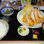 大衆食堂 みどりや商店 - 