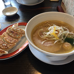 らーめん 二代目 吉田商店 - 鶏だしラーメン