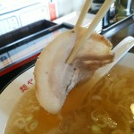麺や 雷桜 - 【2016.9.17(土)】ラー麺(並盛・210g)680円のチャーシュー