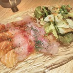 酒場ビストロWAIGAYA by Saka - 鮮魚のカルパッチョ３点盛