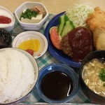 かあさん定食 おひるや - 盛り合わせ定食（ハンバーグ、ささみカツ）