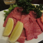 やきにくキッチンぱくぱく - 