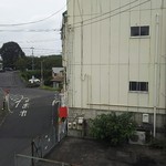 和風喫茶 くすの樹 - 和風喫茶 くすの樹　は目の前のビル？に入っています(2016.09.16)