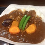 さくら - 野菜カレーハムサラダ付き¥800