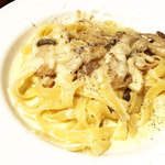 quarto - パスタも美味い！
      (^∀^)ノ