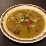 カーン・ケバブ・ビリヤニ - サービスでもらった。意外と辛い。