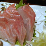 七伍屋 - 刺身3点盛りのメジナ