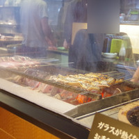 ひつまぶし名古屋備長 ラシック店 - 確かに備長炭で焼いている