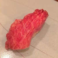 鮨 一久 - 剥がしに近いような大トロ