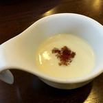 Fashiru - ホワイトアスパラの冷製スープ