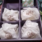 恵那川上屋 本社恵那峡店 - 6個入り　２つあっという間に食べちゃいました