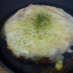 オコノミカフェ でん - チーズ焼き