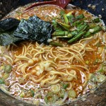 旨いラーメン ゆうや - ピリ辛みそラーメン ➕ ニラ＆のり＆摩り下ろしにんにく [全て無料・食べ放題]