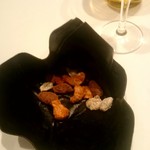 エディション・コウジ シモムラ - アーモンドとカシューナッツ