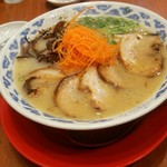 らーめん亀王 - ちゃあしゅうめん980円