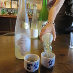 Hachinohe Shuzou Kabushiki Gaisha - 試飲は次々に出していただいて…