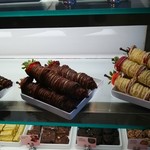 Godiva Chocolatier - 苺とバナナのバー