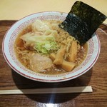 岡本屋 - 海老ワンタン麺（\896）