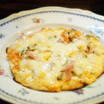 コルシカ - マッシュルームのピザ