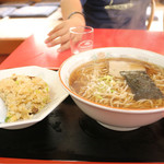 카도만 식당 - ラーメン チャーハン