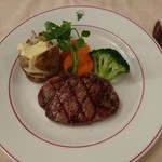 炭焼ステーキハウス 葡萄屋 - フィレステーキ