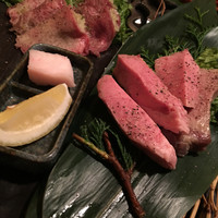 焼肉 炙屋武蔵 - ねぎ塩たん、トロたん