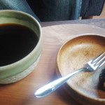 Kafe Yoshikichi - 善吉ブレンド・フレッシュデーツ（一つ食べちゃいました）