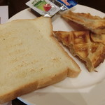 圓山大飯店 - パンとワッフル　三日目の朝