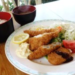 プランタン - 2016年7月　ミックスフライ定食【950円】