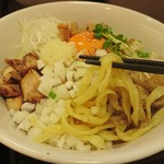 麺匠たいら - 「アゴ煮干しまぜそば【限定10食】」の麺