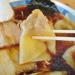 麺酒盗ざい八 - 皮厚めのワンタンを…