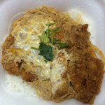 Katsuya - カツ丼弁当(梅)¥529❗️このお値段でボリューミー❗️